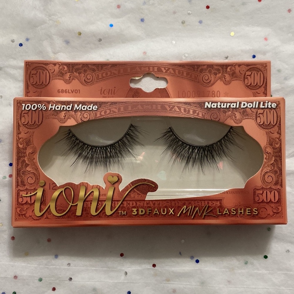 ✨IONI VAULT EDITION LASHES✨